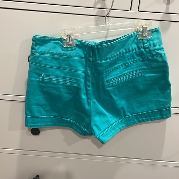 Teal/turquoise shorts. Mid-high rise. Medium - Picture 2 of 3